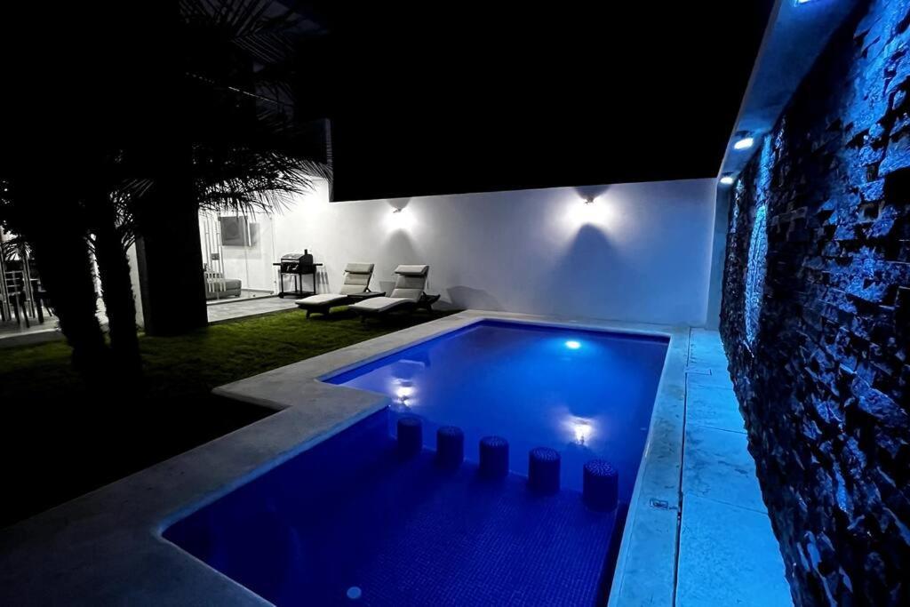 Casa Lua Tequesquitengo. Alberca, Jacuzzi Y Roof Exterior photo