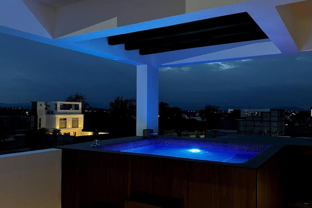 Casa Lua Tequesquitengo. Alberca, Jacuzzi Y Roof Exterior photo